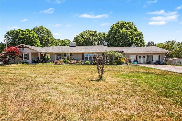 2041 W Main Street, Yadkinville, NC 27055