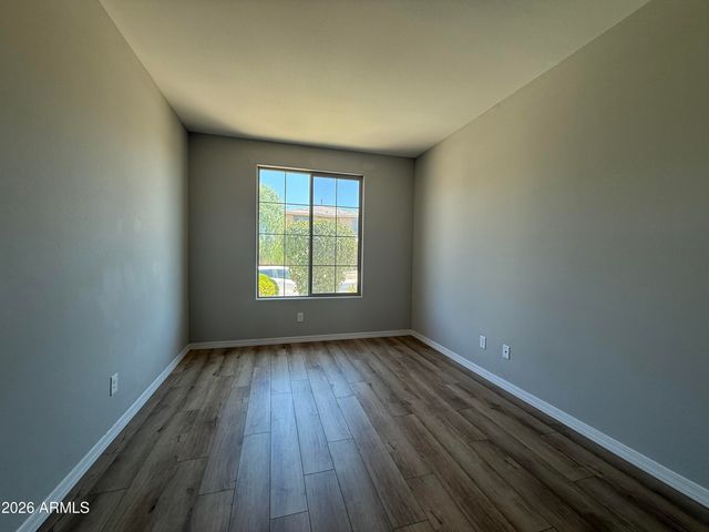 5618 N 87TH Drive, Glendale, AZ 85305