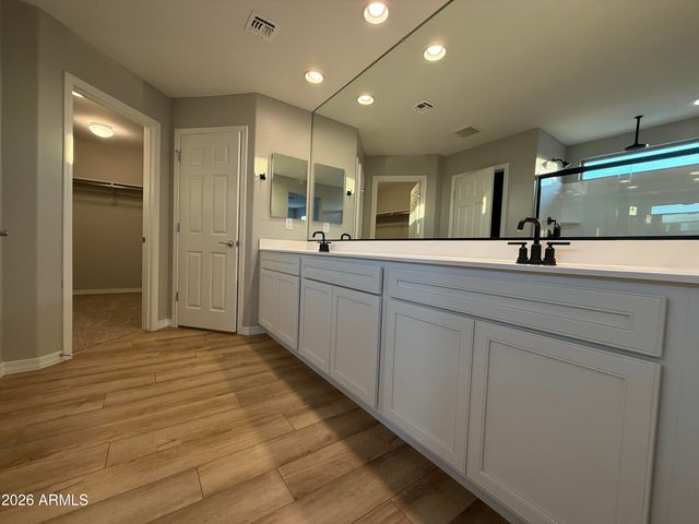 5618 N 87TH Drive, Glendale, AZ 85305