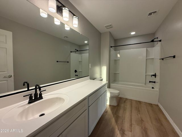 5618 N 87TH Drive, Glendale, AZ 85305
