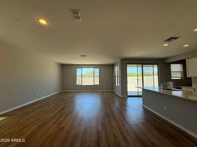 5618 N 87TH Drive, Glendale, AZ 85305