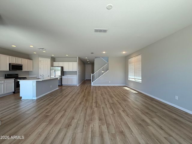 5618 N 87TH Drive, Glendale, AZ 85305