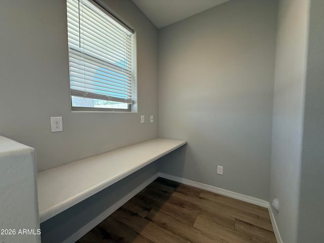 5618 N 87TH Drive, Glendale, AZ 85305