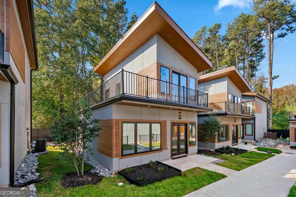 6305 Shannon Parkway UNIT 111, Union City, GA 30291