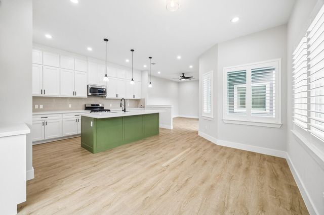 403 Fenn Street, Houston, TX 77018