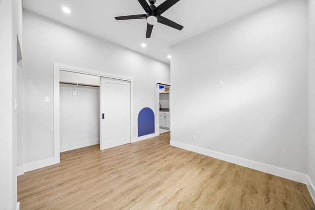 403 Fenn Street, Houston, TX 77018