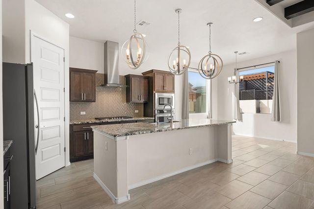 7102 Eagle Rock Court NE, Rio Rancho, NM 87144