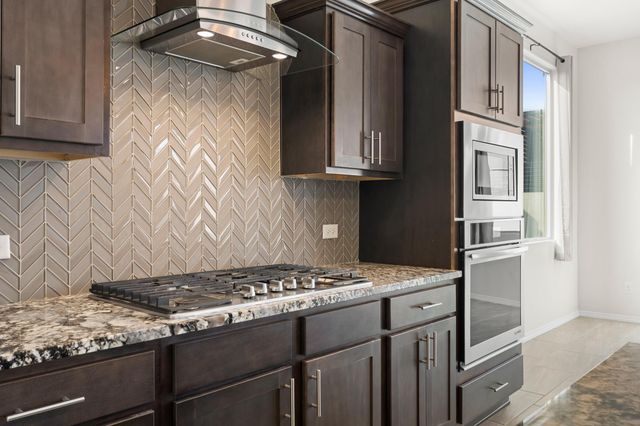 7102 Eagle Rock Court NE, Rio Rancho, NM 87144