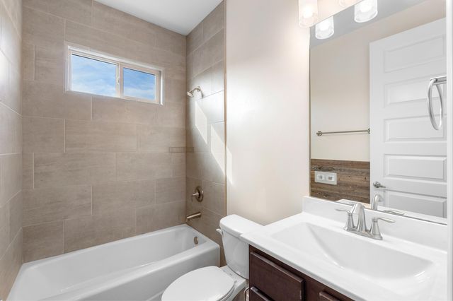 7102 Eagle Rock Court NE, Rio Rancho, NM 87144