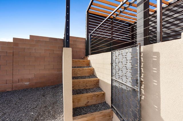 7102 Eagle Rock Court NE, Rio Rancho, NM 87144