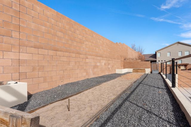 7102 Eagle Rock Court NE, Rio Rancho, NM 87144