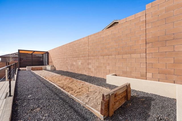 7102 Eagle Rock Court NE, Rio Rancho, NM 87144