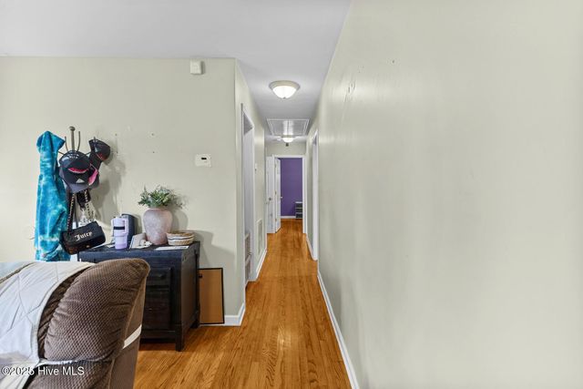 608 Henderson Drive, Jacksonville, NC 28540