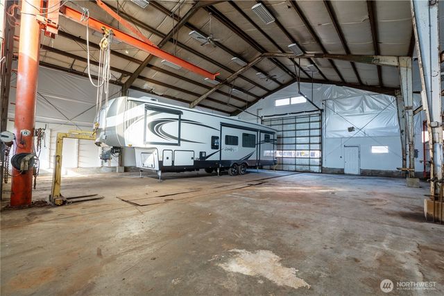 790 E Badger Road, Lynden, WA 98264