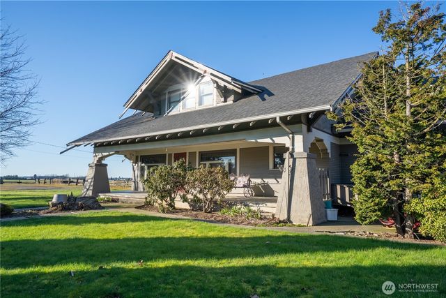 790 E Badger Road, Lynden, WA 98264