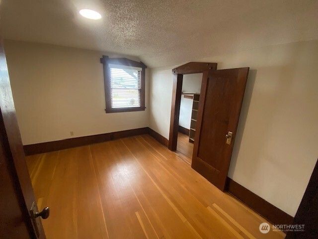 790 E Badger Road, Lynden, WA 98264