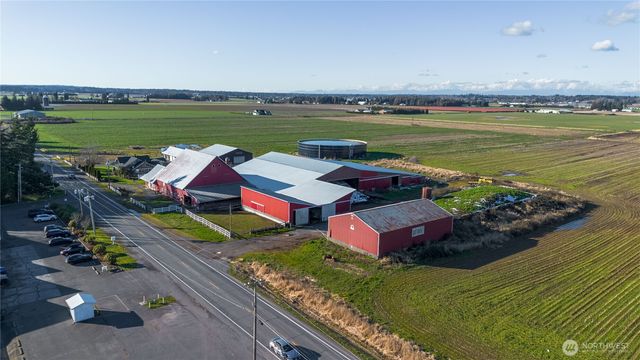 790 E Badger Road, Lynden, WA 98264