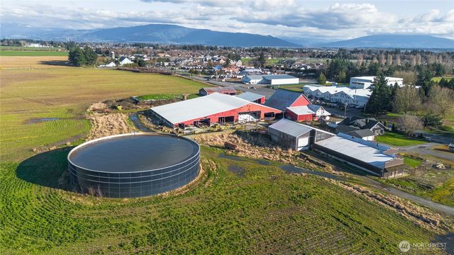 790 E Badger Road, Lynden, WA 98264