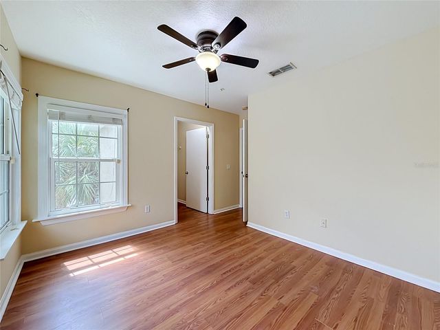 6512 SWISSCO DRIVE 1422, Orlando, FL 32822