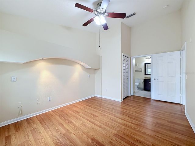 6512 SWISSCO DRIVE 1422, Orlando, FL 32822