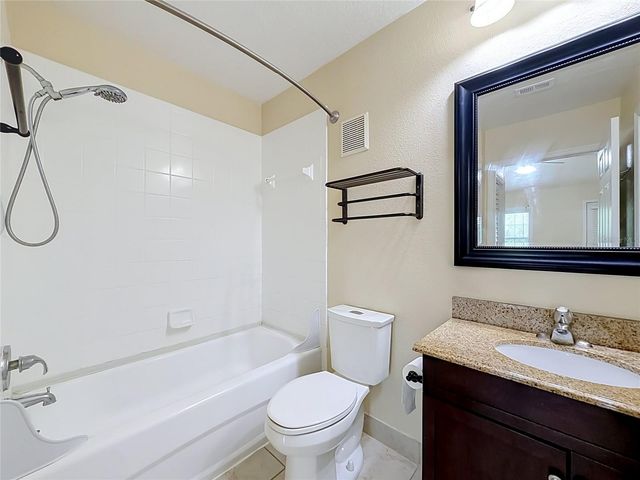 6512 SWISSCO DRIVE 1422, Orlando, FL 32822