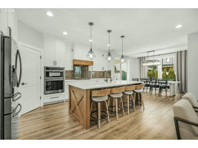 1615 Se 44TH Cir, Brush Prairie, WA 98606