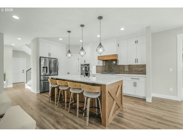 1615 Se 44TH Cir, Brush Prairie, WA 98606