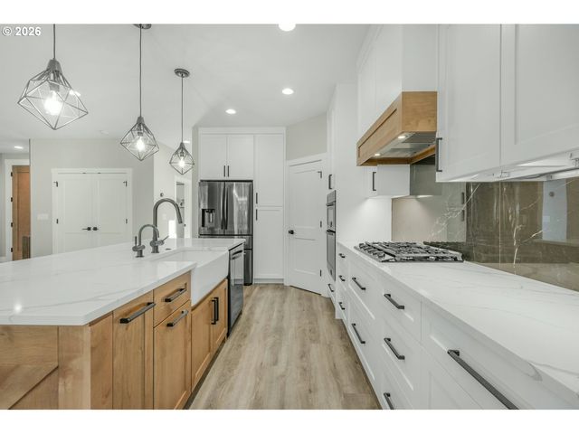 1615 Se 44TH Cir, Brush Prairie, WA 98606