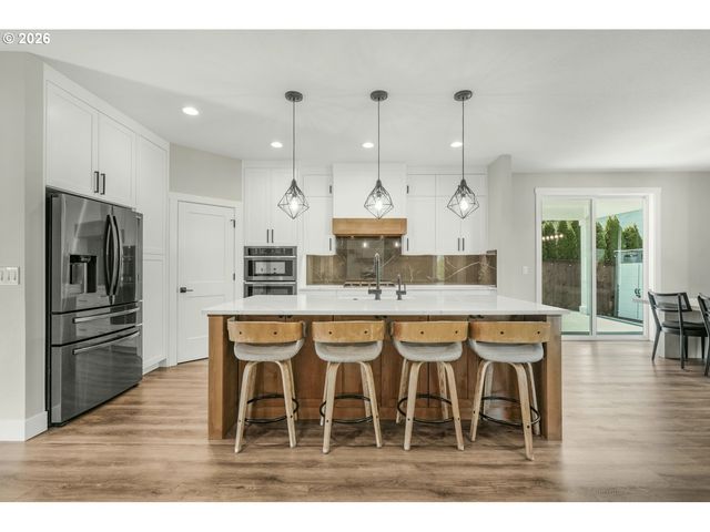 1615 Se 44TH Cir, Brush Prairie, WA 98606