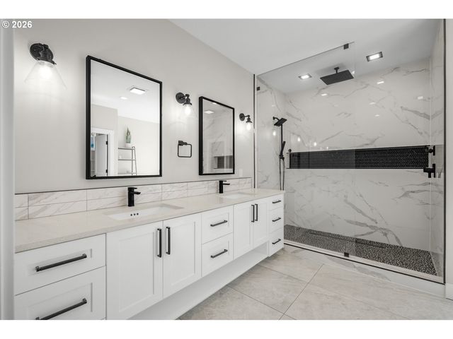 1615 Se 44TH Cir, Brush Prairie, WA 98606