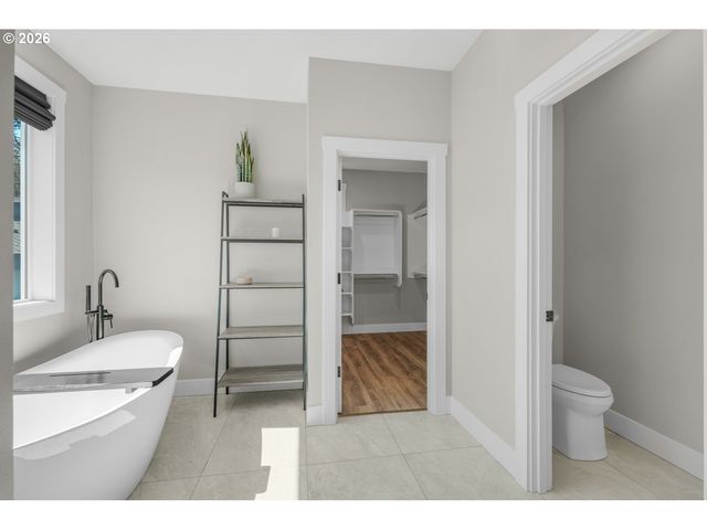 1615 Se 44TH Cir, Brush Prairie, WA 98606