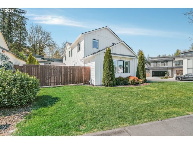 1615 Se 44TH Cir, Brush Prairie, WA 98606