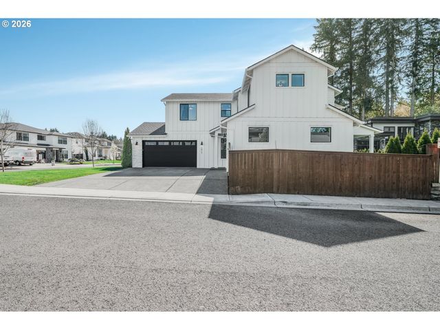 1615 Se 44TH Cir, Brush Prairie, WA 98606
