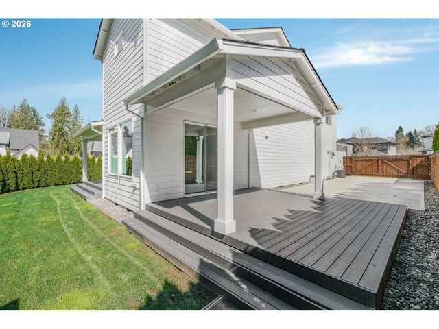 1615 Se 44TH Cir, Brush Prairie, WA 98606