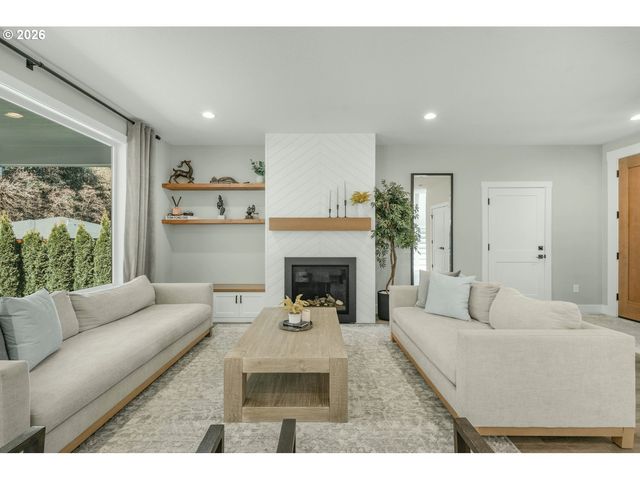 1615 Se 44TH Cir, Brush Prairie, WA 98606