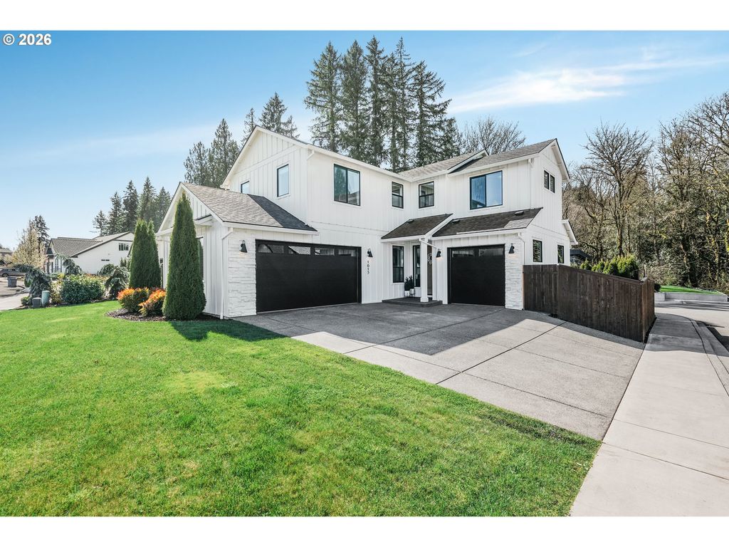 1615 Se 44TH Cir, Brush Prairie, WA 98606