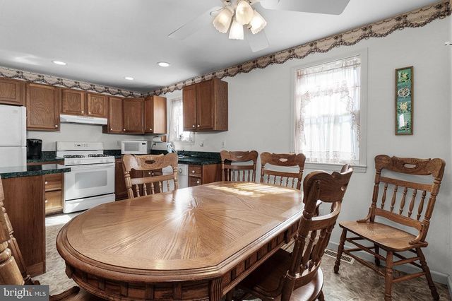 223 W 19TH AVE, Wildwood, NJ 08260