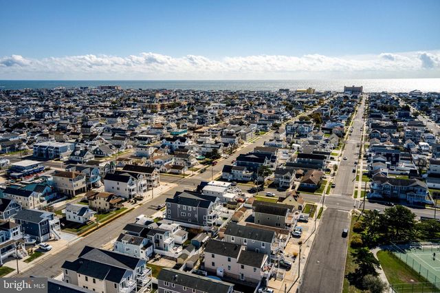 223 W 19TH AVE, Wildwood, NJ 08260