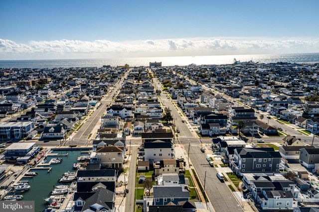 223 W 19TH AVE, Wildwood, NJ 08260