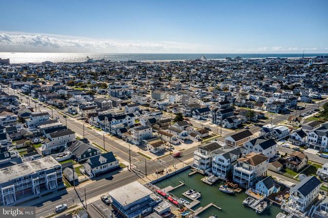 223 W 19TH AVE, Wildwood, NJ 08260