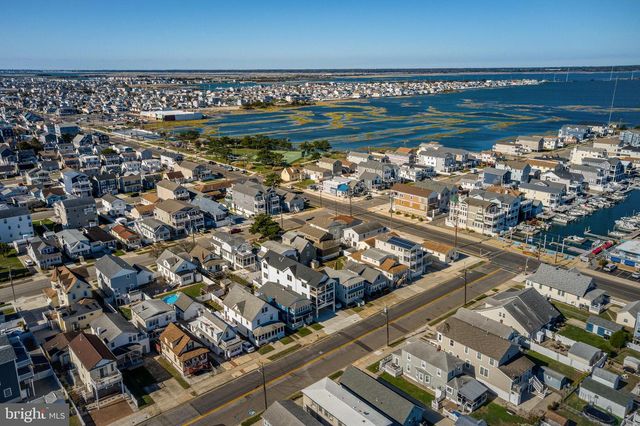 223 W 19TH AVE, Wildwood, NJ 08260