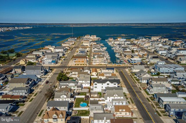 223 W 19TH AVE, Wildwood, NJ 08260