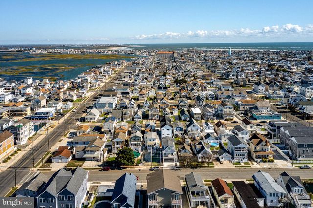 223 W 19TH AVE, Wildwood, NJ 08260