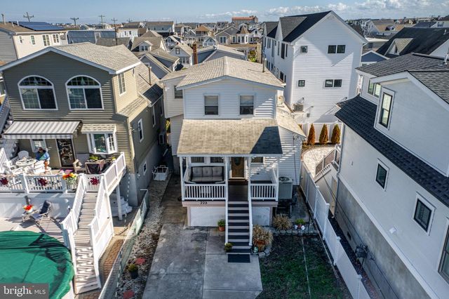 223 W 19TH AVE, Wildwood, NJ 08260