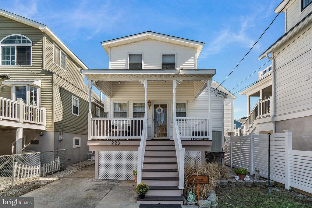 223 W 19TH AVE, Wildwood, NJ 08260