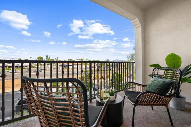 2310 Stardust Gln, Escondido, CA 92025