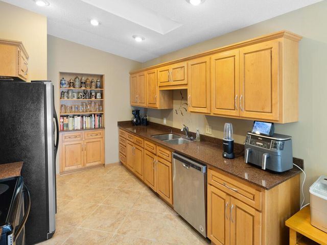 5601 Bimini Drive, Minnetonka, MN 55343