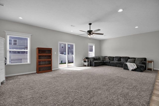 4409 Coble Bowman Way, Canal Winchester, OH 43110
