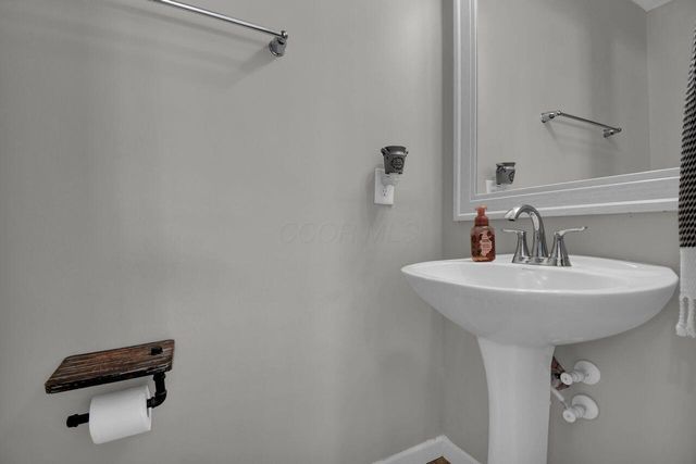 4409 Coble Bowman Way, Canal Winchester, OH 43110