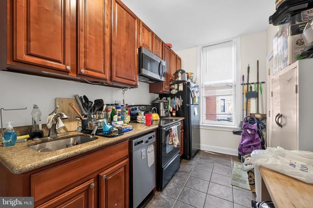 1900 W DIAMOND ST, Philadelphia, PA 19121